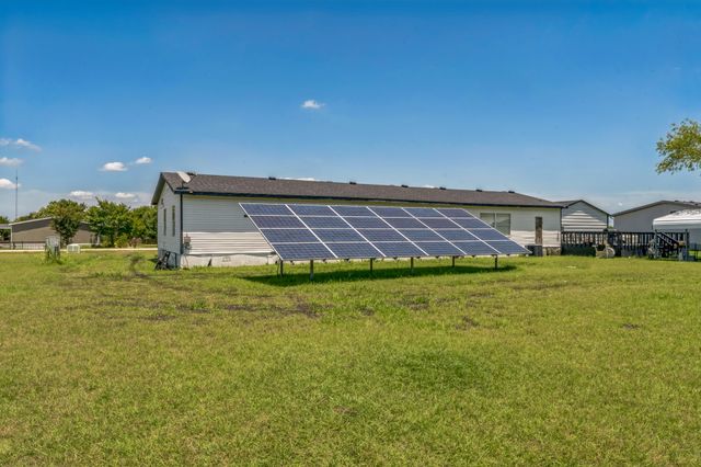 129 Eagle Ridge Drive, Waxahachie, TX 75165