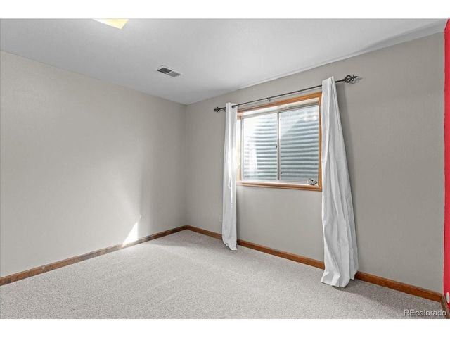 102 7th St, Mead, CO 80542