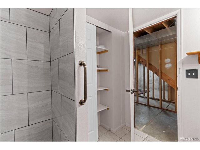 102 7th St, Mead, CO 80542