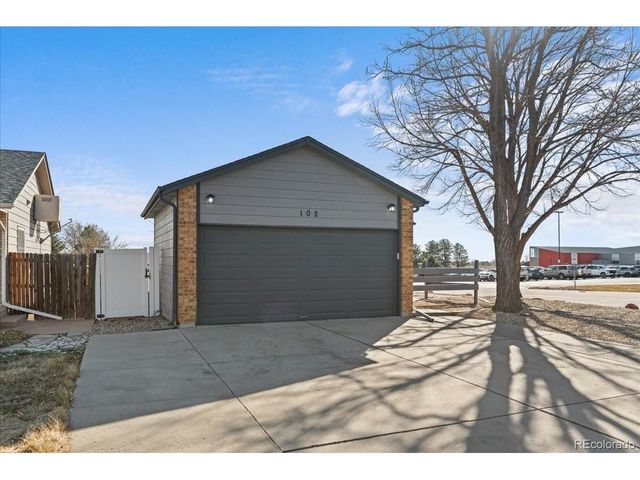 102 7th St, Mead, CO 80542