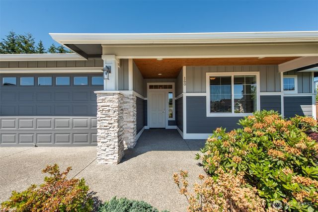 160 Blue Glacier Loop, Sequim, WA 98382