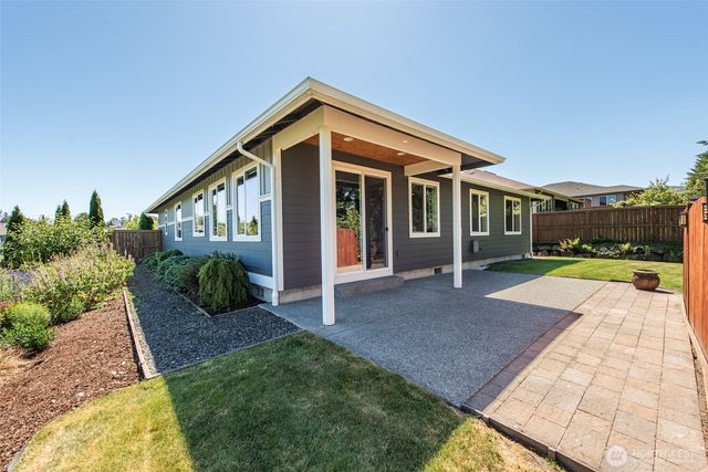160 Blue Glacier Loop, Sequim, WA 98382