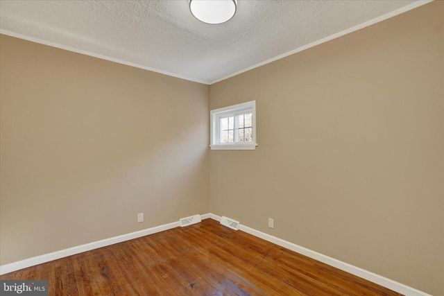 415 LAMPETER RD, Lancaster, PA 17602