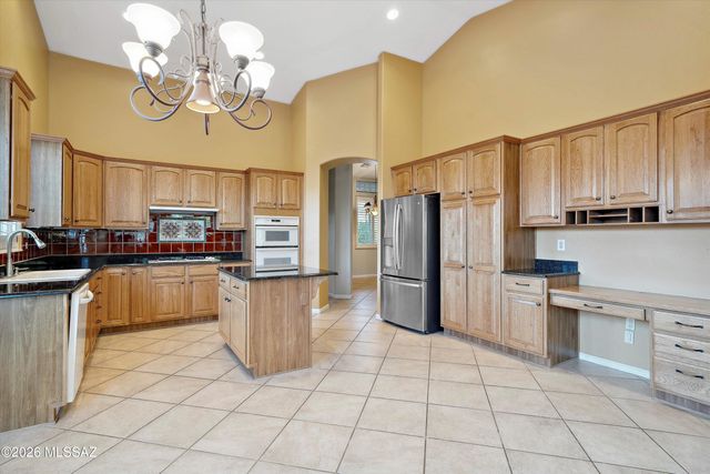 63762 E Desert Peak Drive, Tucson, AZ 85739