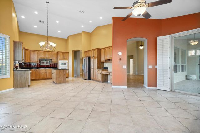 63762 E Desert Peak Drive, Tucson, AZ 85739