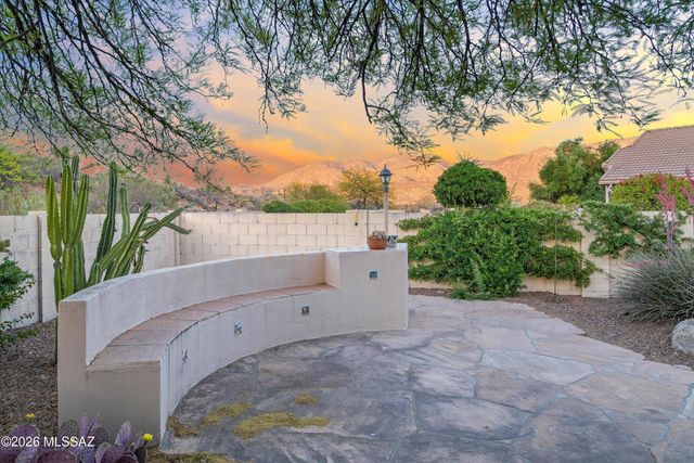 63762 E Desert Peak Drive, Tucson, AZ 85739