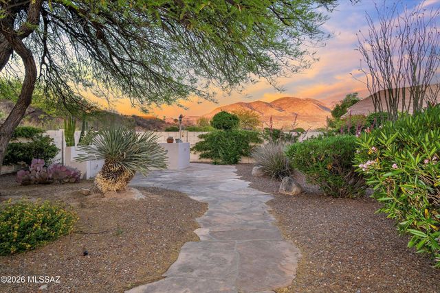 63762 E Desert Peak Drive, Tucson, AZ 85739