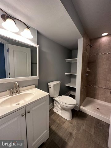 1710 N GRATZ ST, Philadelphia, PA 19121