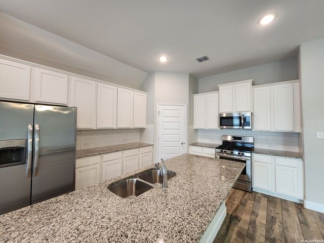 1331 GRUENE GLEN ST, New Braunfels, TX 78132
