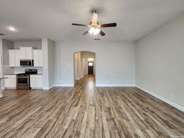 1331 GRUENE GLEN ST, New Braunfels, TX 78132
