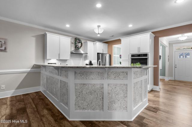 217 Thistleberry Drive, Aberdeen, NC 28315