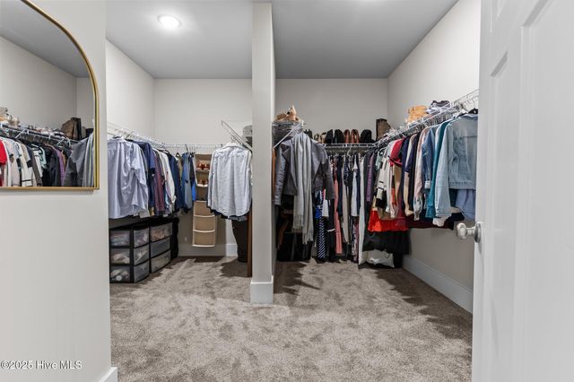 217 Thistleberry Drive, Aberdeen, NC 28315