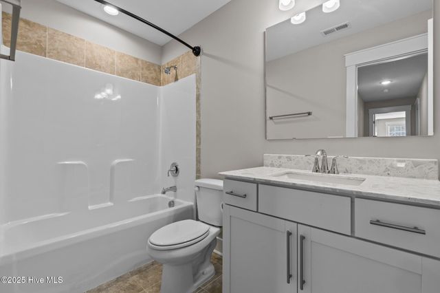 217 Thistleberry Drive, Aberdeen, NC 28315