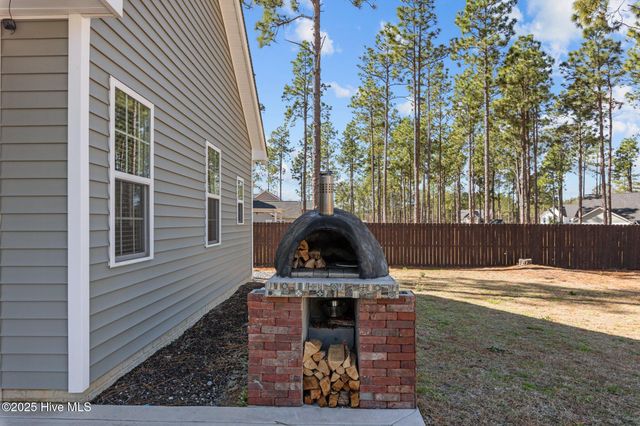 217 Thistleberry Drive, Aberdeen, NC 28315