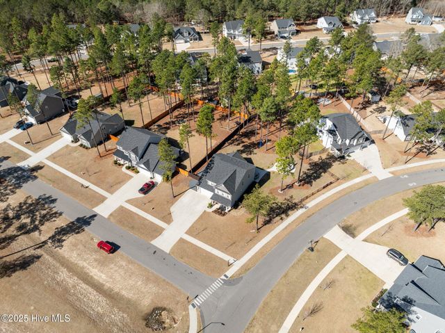 217 Thistleberry Drive, Aberdeen, NC 28315