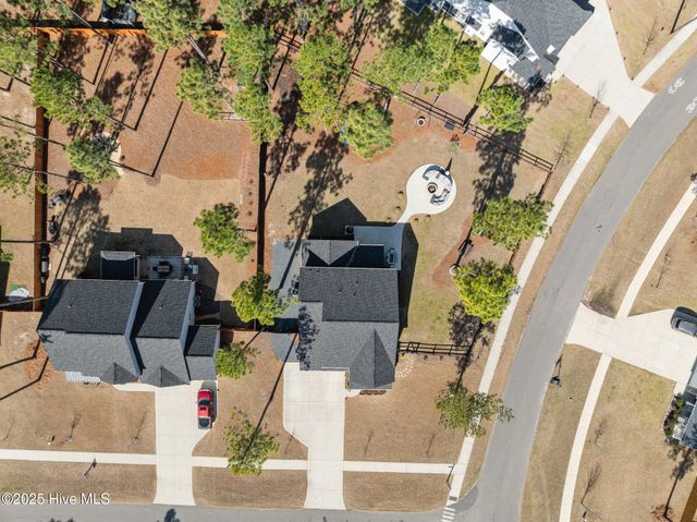 217 Thistleberry Drive, Aberdeen, NC 28315