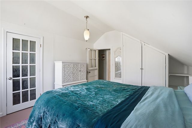 25 Fried Avenue, Bristol, RI 02809