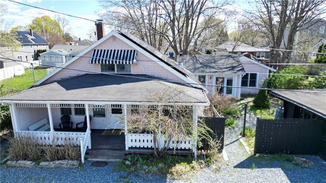 25 Fried Avenue, Bristol, RI 02809