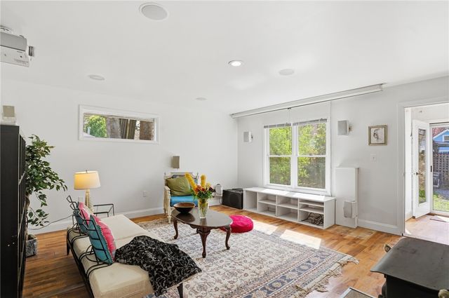 25 Fried Avenue, Bristol, RI 02809