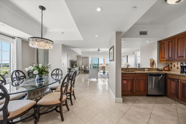 7593 GATHERING DRIVE 702, Reunion, FL 34747