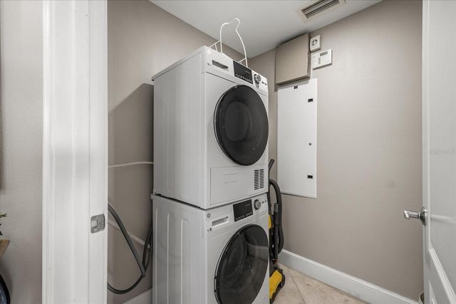 7593 GATHERING DRIVE 702, Reunion, FL 34747