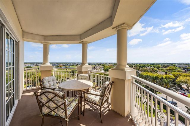 7593 GATHERING DRIVE 702, Reunion, FL 34747