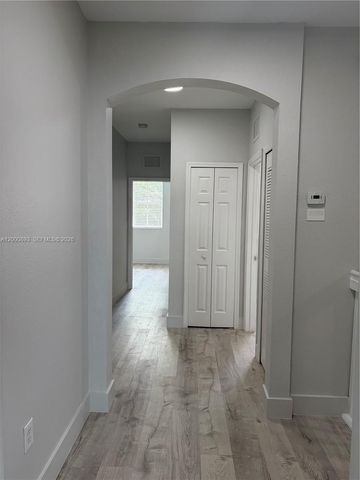 10947 NW 79th St ., Doral, FL 33178