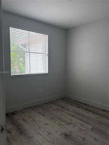 10947 NW 79th St ., Doral, FL 33178