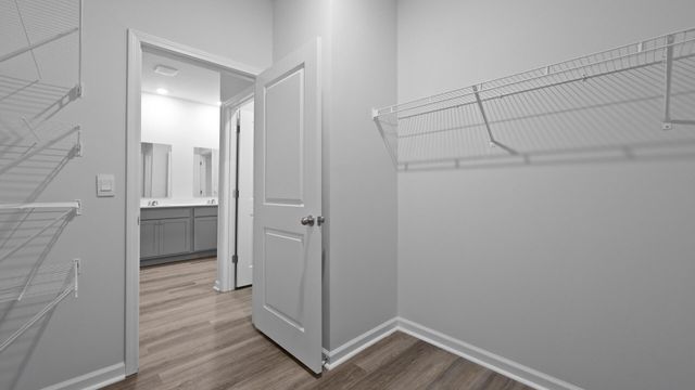 563 Lake Ridge Boulevard, Summerville, SC 29486