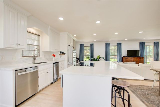 3911 Catalina Drive, Marietta, GA 30066