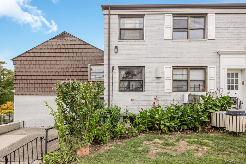 6703 136th Street B, Bayside, NY 11367