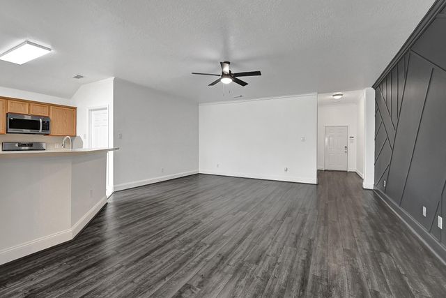5450 Aloe Avenue, Baytown, TX 77521