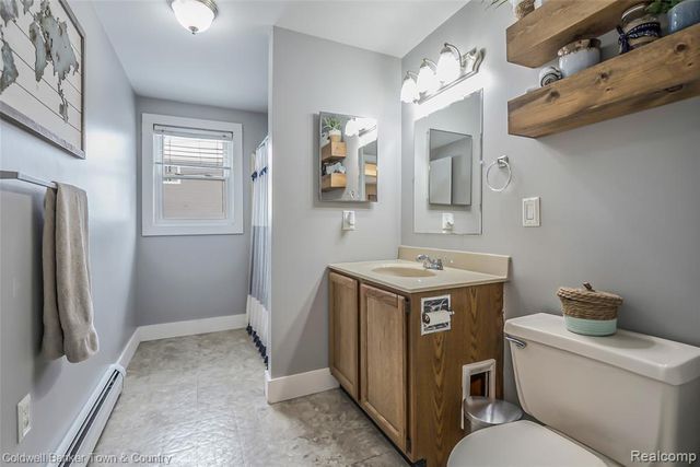 1315 Central Avenue, Howell, MI 48843