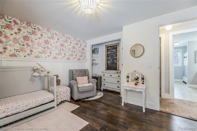 1315 Central Avenue, Howell, MI 48843