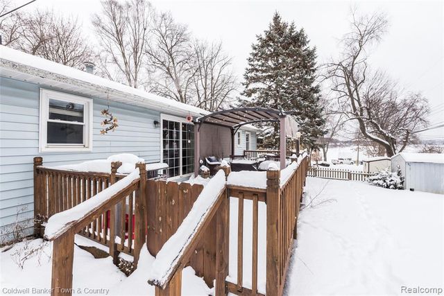 1315 Central Avenue, Howell, MI 48843