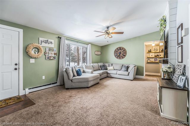 1315 Central Avenue, Howell, MI 48843