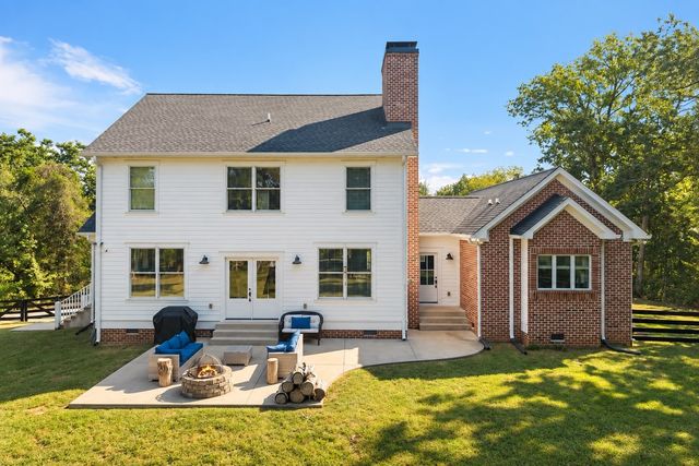 2335 Ariana Ln, Arrington, TN 37014