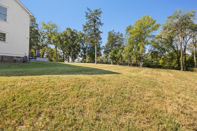 2335 Ariana Ln, Arrington, TN 37014