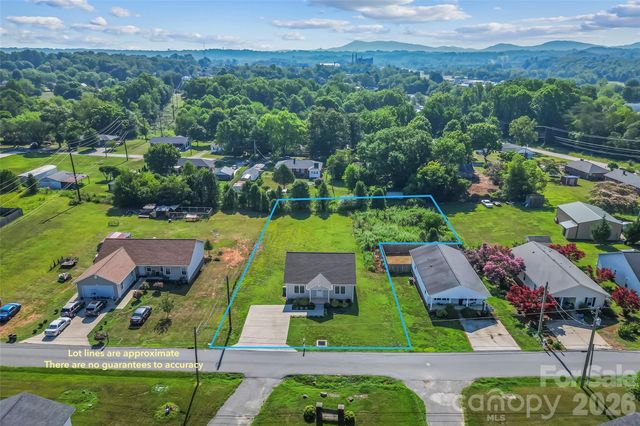 112 Elm Street, Morganton, NC 28655