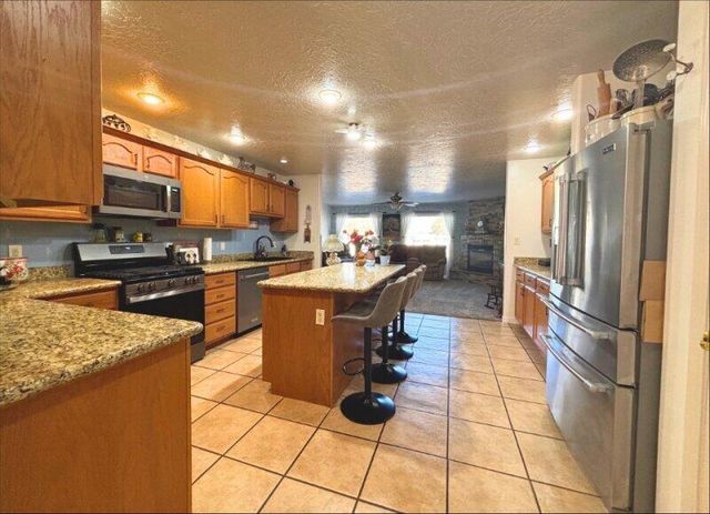 5006 Samantha Lane, Farmington, NM 87402