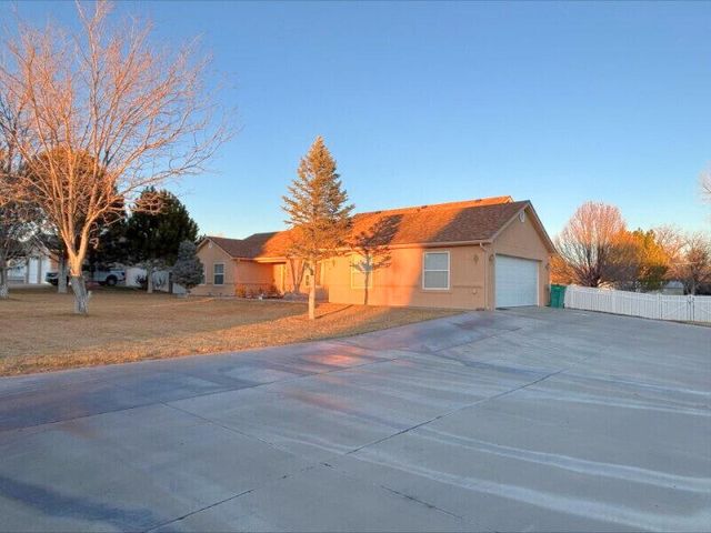 5006 Samantha Lane, Farmington, NM 87402