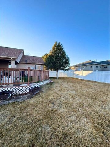 5006 Samantha Lane, Farmington, NM 87402