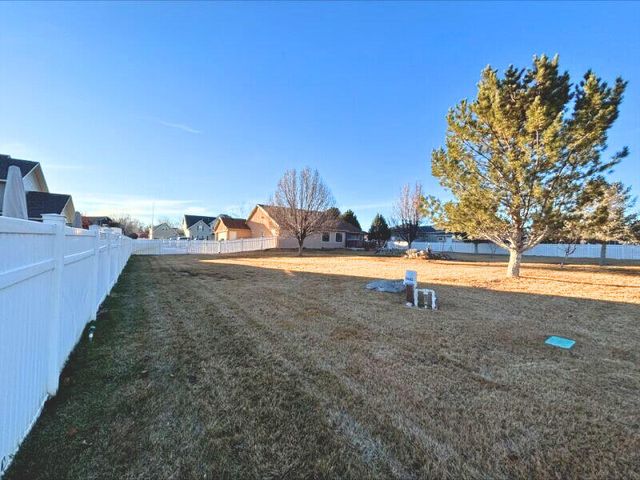 5006 Samantha Lane, Farmington, NM 87402