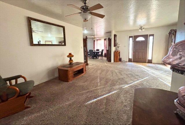 5006 Samantha Lane, Farmington, NM 87402