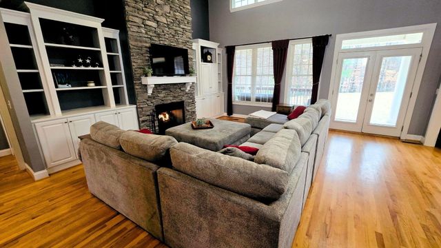 326 Treneholm Way, Woodruff, SC 29388