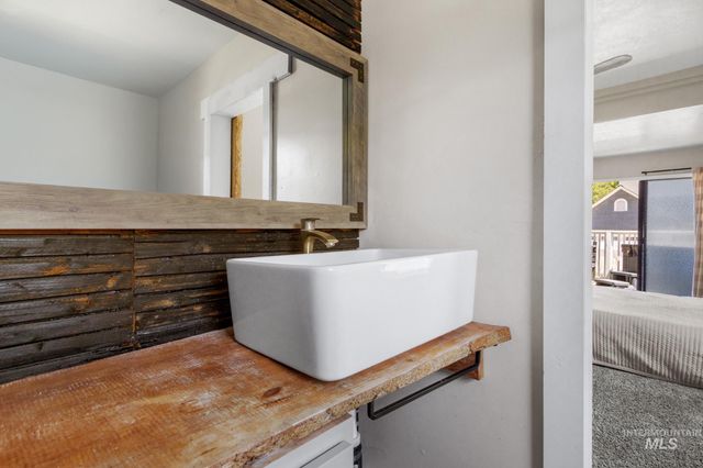 1901 Cleveland Blvd., Caldwell, ID 83605