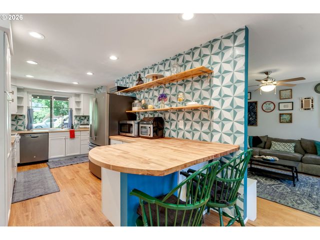 20362 Sw 70TH Ave, Tualatin, OR 97062