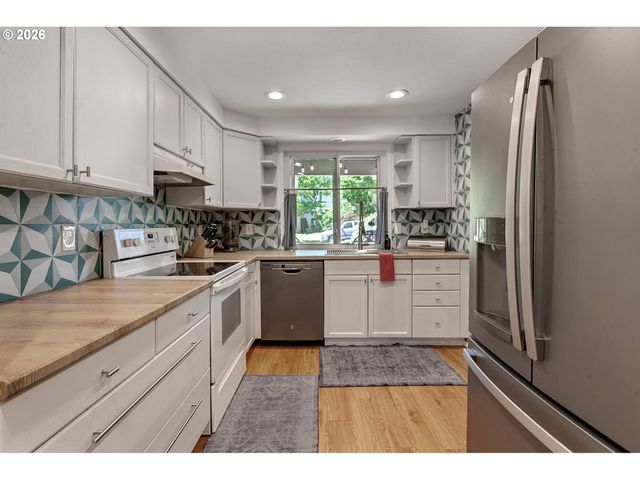 20362 Sw 70TH Ave, Tualatin, OR 97062