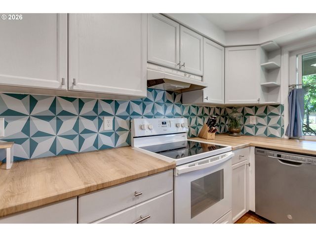 20362 Sw 70TH Ave, Tualatin, OR 97062