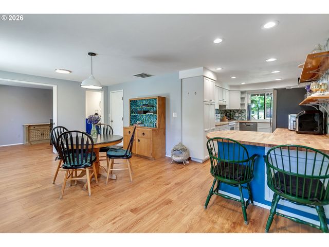 20362 Sw 70TH Ave, Tualatin, OR 97062